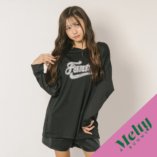 オーバーサイズVネックプリントトップス