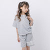 【2点セット】ラインデザインルーズTシャツ＋ショートパンツ