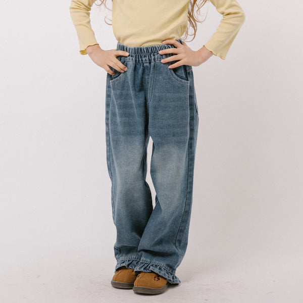 フリルルーズストレートデニムパンツ