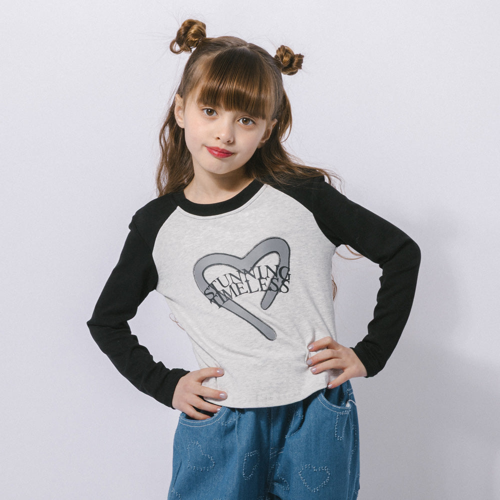 ハートスプレーロゴプリントラグラントップス|子供服・キッズ