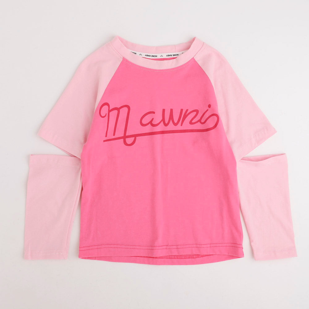 カットデザインフロントロゴラグラントップス