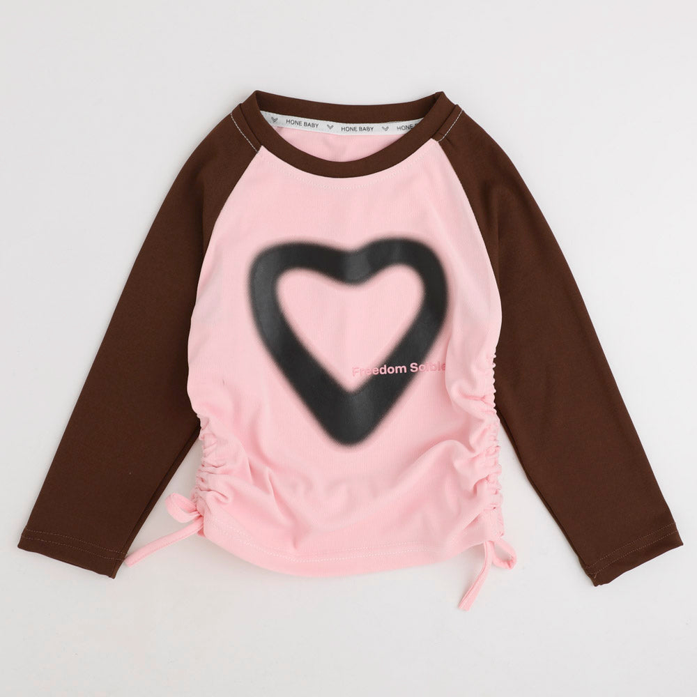 スプレーハートプリントラグラントップス