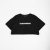 フロントロゴプリントドロップショルダークロップドTシャツ