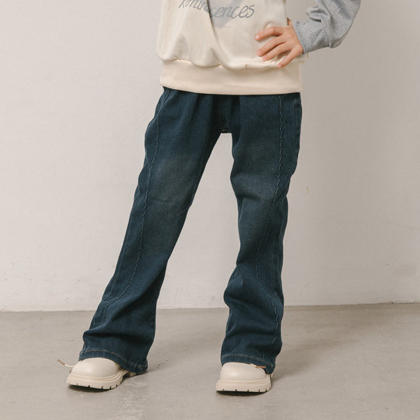 サイドステッチデザインフレアデニムパンツ