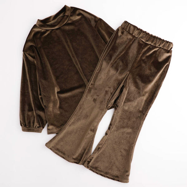 【2点セット】ベロアパフスリーブトップス＋フレアパンツ