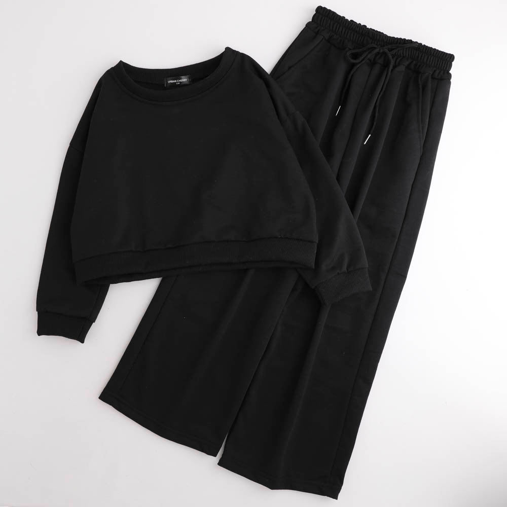 【2点セット】クロップドトレーナー＋ストレートパンツ