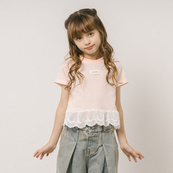 ワンポイントロゴデザインカットワークレーストップス