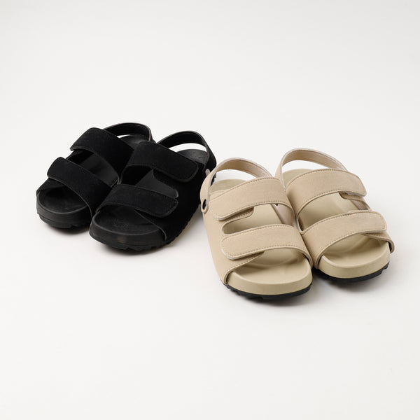 スエードベルトサンダル