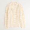 ケーブル編みニットプルオーバー